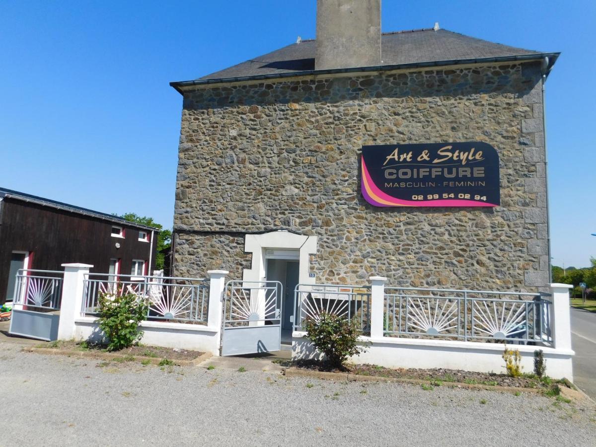 Gite De La Nouasse Québriac エクステリア 写真